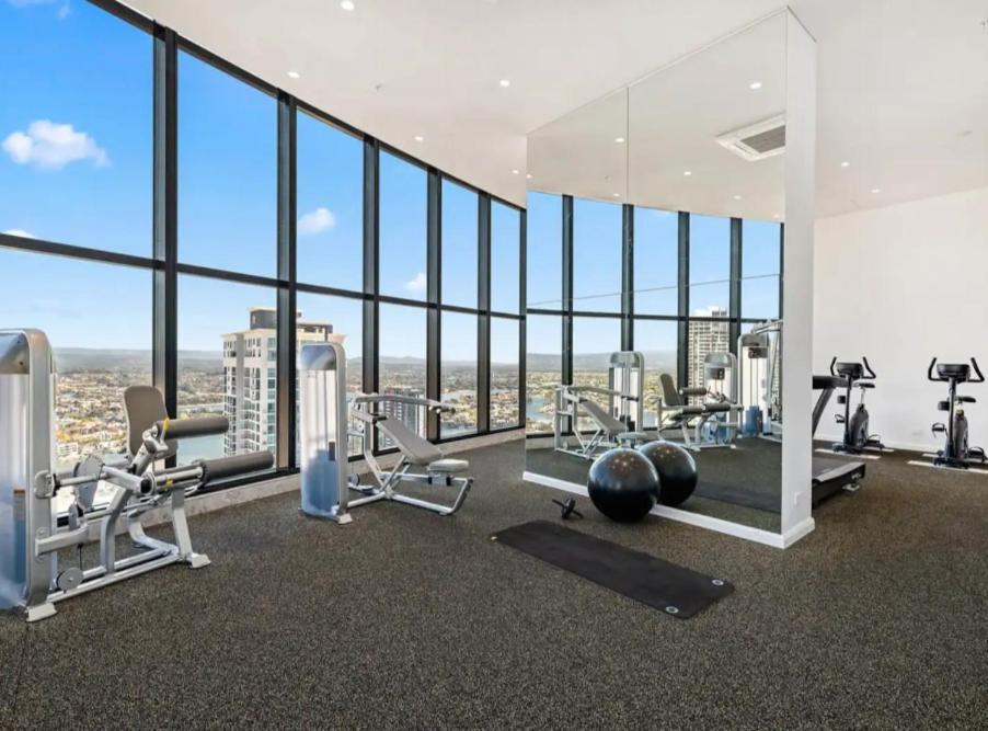 Surfers Paradise New Beachfront Apartments Gold Coast Extérieur photo