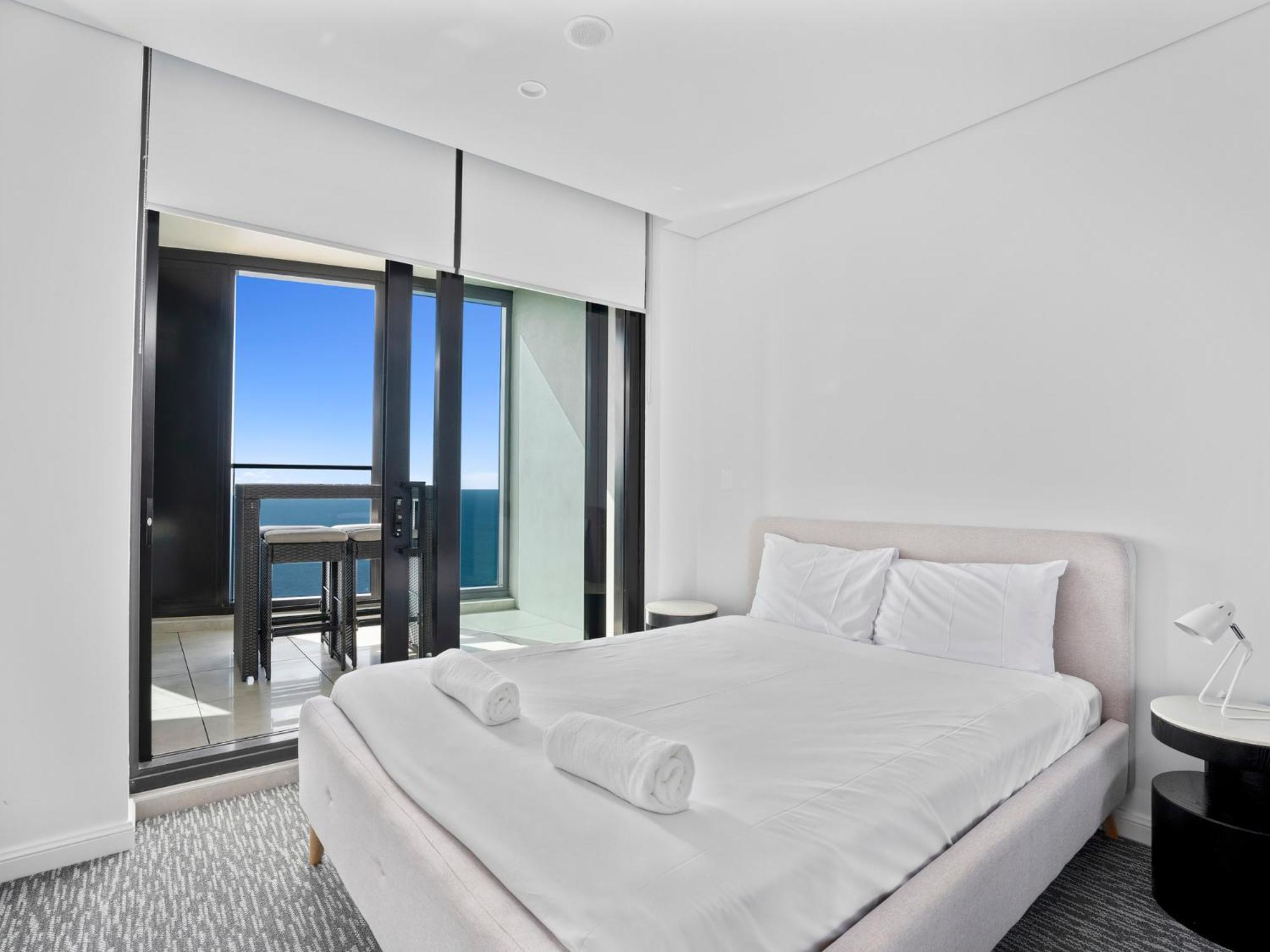 Surfers Paradise New Beachfront Apartments Gold Coast Extérieur photo