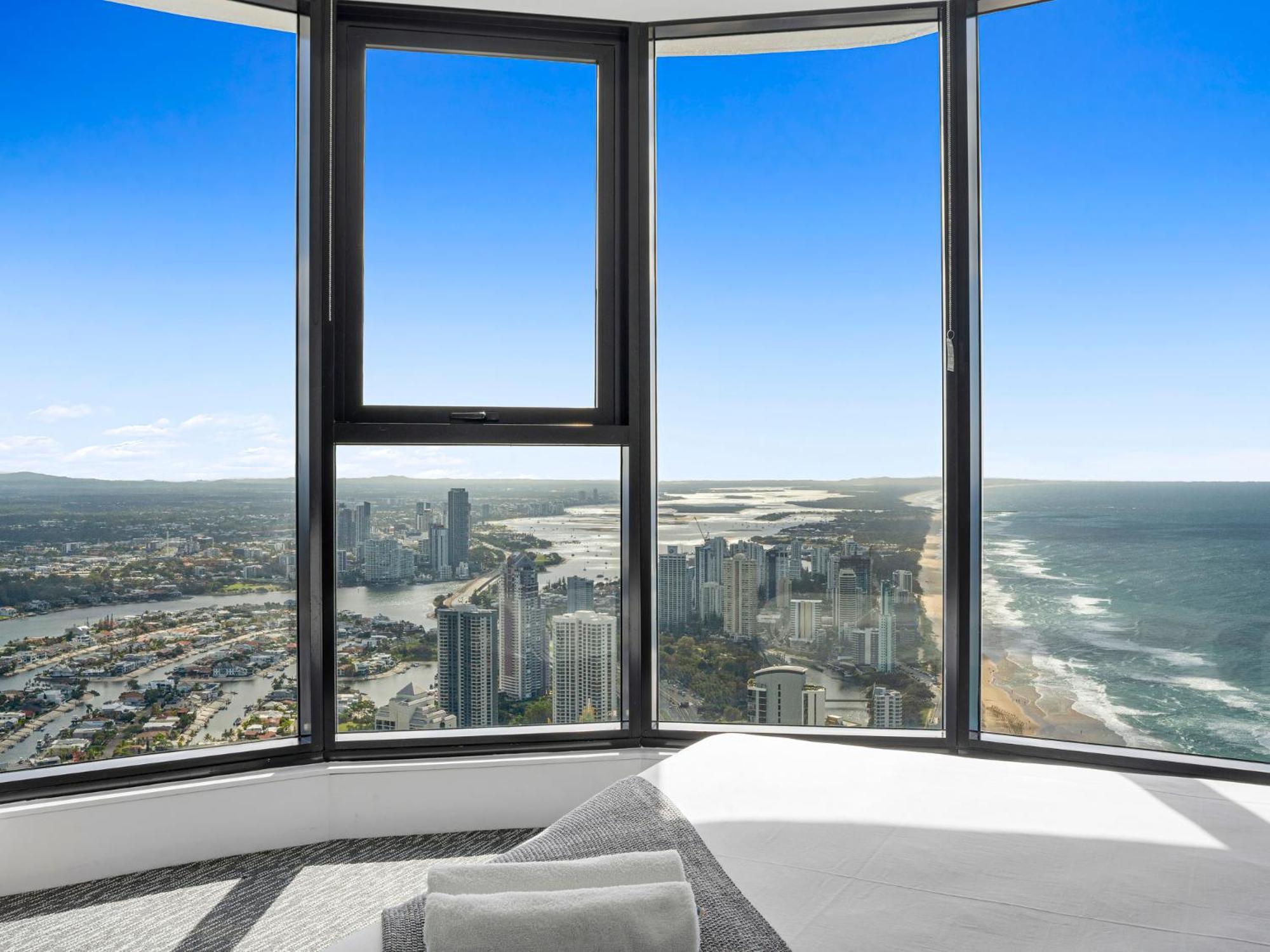 Surfers Paradise New Beachfront Apartments Gold Coast Extérieur photo