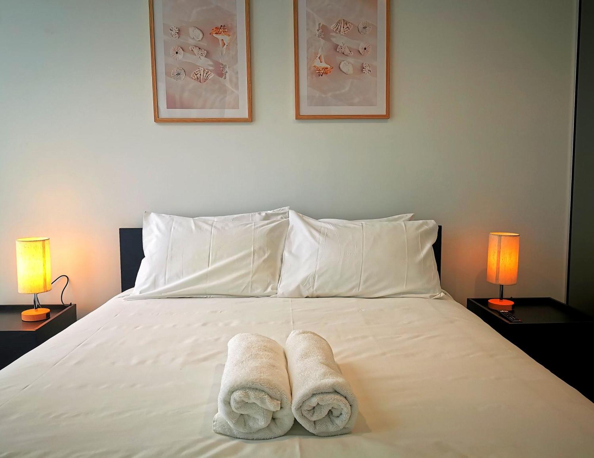 Surfers Paradise New Beachfront Apartments Gold Coast Extérieur photo